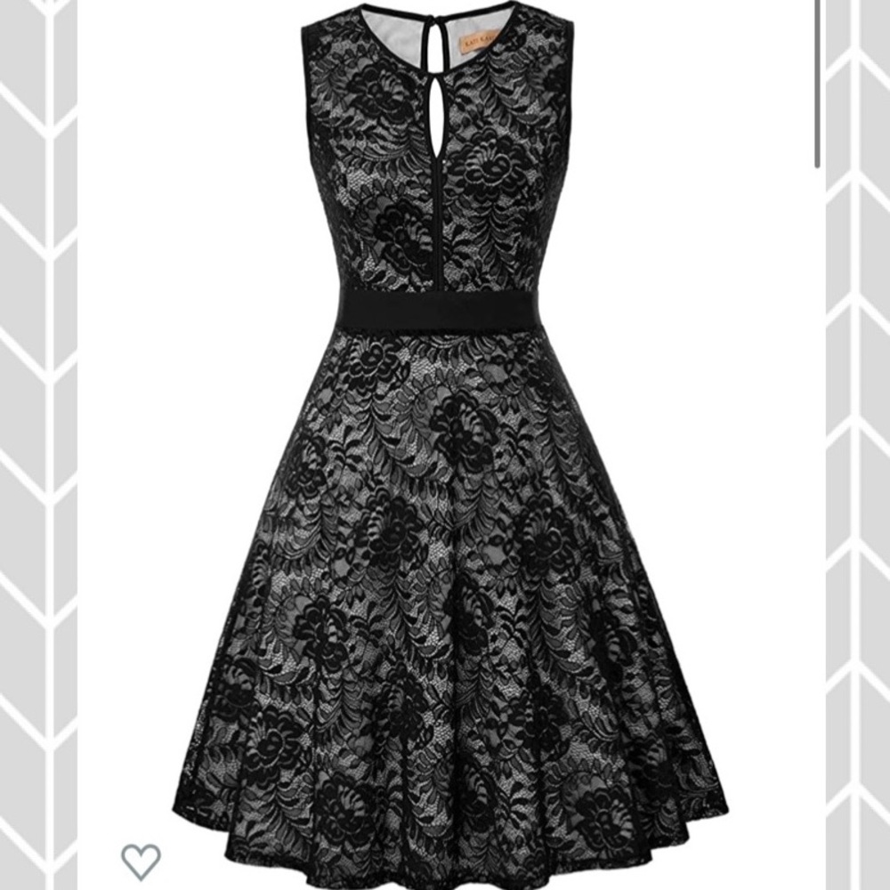 Black sleeveless floral lace keyhole halter dress